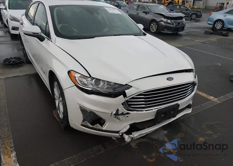 2019 Ford Fusion Hybrid Se z USA, uszkodzony, nr VIN 3FA6P0LU5KR175518